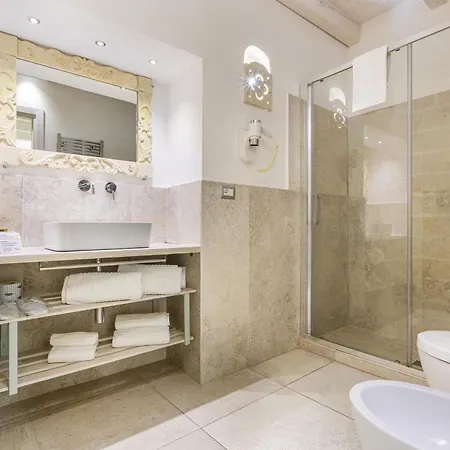 Clara Domus Bed & Breakfast 3*