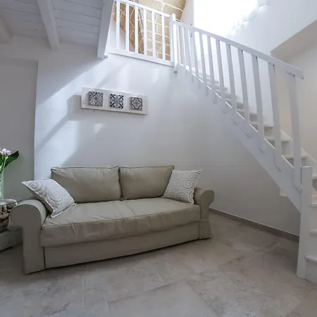 Clara Domus 3*